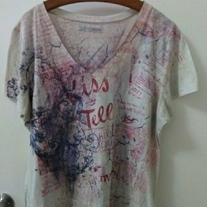 Maurices Plus size 2 Shirt sleeve v-neck Shirt